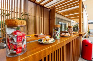 Rooms and suites with terrace Take advantage of our outdoor terrace - 9